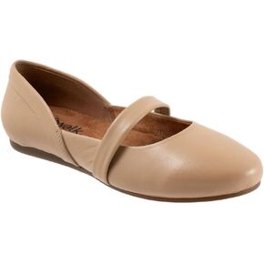 SoftWalk Women's Samara Loafer Flat