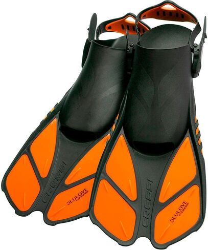 Cressi Adult Snorkeling Full-Face Snorkel Mask & Adjustable Fins Kit - Wide Clear View, Anti-Fog System - Easy Breathing - Short Fins - Ideal for Traveling - Duke & Bonete: designed in Italy in Saudi Arabia