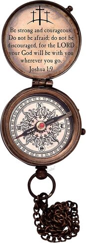 بوصلة جيب من النحاس الصلب "The Lord is Strength of My Life" اقتباس مجاني منقوش عليه وحقيبة جلدية in Kuwait