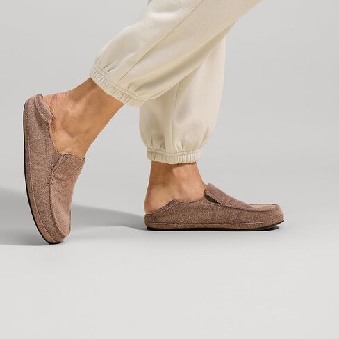 شبشب OluKai Nohea Hulu للسيدات، شبشب ناعم ومريح مع بطانة من الصوف، ووسادة قدم من مزيج الصوف وتصميم كعب منسدل in Kuwait