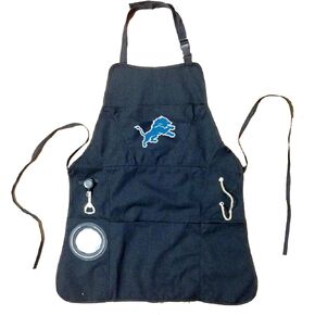 Team Sports America NFL Las Vegas Raiders Ultimate Grilling Apron with Adjustable Straps | Bottle Opener and Insulated Beverage Holder | Machine Washable |