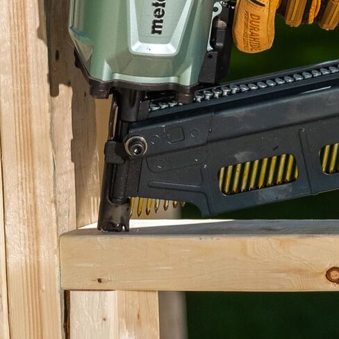 Metabo HPT تأطير مسامير ، الهوائية ، 2 بوصة تصل إلى 3-1/4 بوصة البلاستيك مسامير تأطير رأس كامل ، 21 درجة مجلة ، ضمان 5 سنوات (NR83A5S) in Saudi Arabia