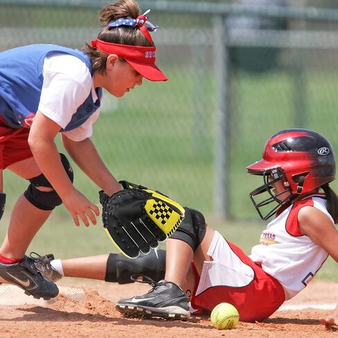 Baseball Glove for Kids/Youth/Adult, Softball Gloves,Sports Batting Gloves PU Leather Left Hand Glove, Right Hand Throw in Saudi Arabia