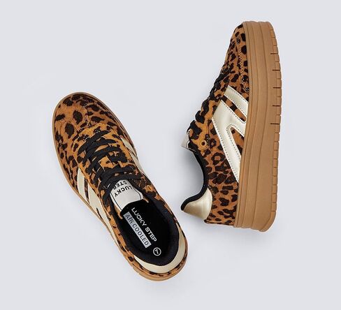 Lucky Step Women's Platform Gum Sway Seal Fashion Sneakers Classic Retro Rubber Low Top Top Tennis Skate Skate Shoes in Kuwait