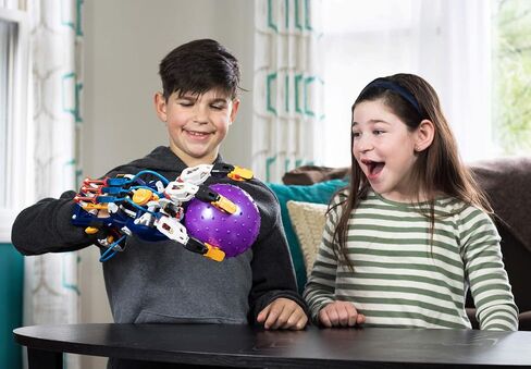 Thames & Kosmos Mega Cyborg Hydro Blaster STEM Experiment Kit, Toy of The Year Finalist - Build a Wearable Hydraulic-Powered Water Toy & Gripper, Shoots Water Up to 20 Feet, Transforms Into 5 Models in Saudi Arabia