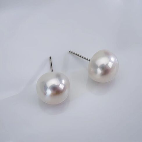 White Freshwater Cultured Pearl Necklace for Women with AAAAA Quality Round, Pearl Gifts for Christmas, Holidays，Valentine's Day and Anniversary in Saudi Arabia