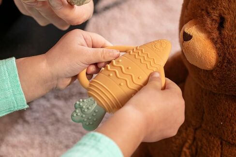 مجموعة Teether Bunny Teether ، الأرنب ، الجزرة ، الدجاج ، بيض حشرجة وفايستر سلة الأطفال ألعاب عيد الفصح للأسنان للأطفال - الأخضر in Kuwait