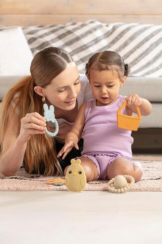 مجموعة Teether Bunny Teether ، الأرنب ، الجزرة ، الدجاج ، بيض حشرجة وفايستر سلة الأطفال ألعاب عيد الفصح للأسنان للأطفال - الأخضر in Kuwait