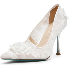 Betsey Johnson Women's Aimey Pump