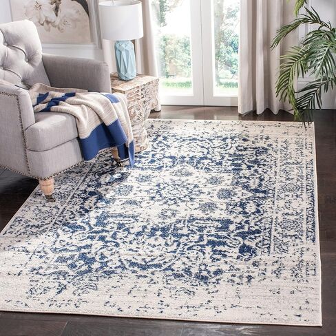 سجادة SAFAVIEH Madison Collection - 2'3" x 10'، فضي وعاجي، تصميم ميدالية ندفة الثلج، غير قابل للتساقط وسهل العناية، مثالية للمناطق ذات الحركة العالية في غرفة المعيشة وغرفة النوم (MAD603G) in Saudi Arabia