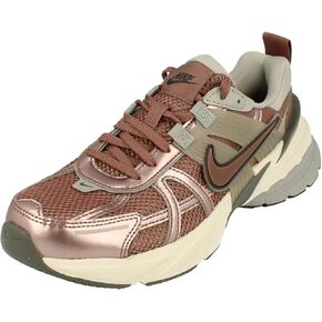 NIKE Women's Sneaker