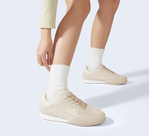 LUCKY STEP Women's Fashion Tennis Sneakers Casual Low Top Retro Lace-up Stylish Travel Lifestyle Trendy Walking Shoes in Kuwait