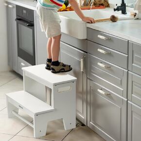 Dorjee Wooden Step Stool for Kids ، Buddler Step Stool for Bathroom ، 2 خطوتين براز مع مقابض للمطبخ/غرفة النوم/خزانة/تدريب على قعادة الطفل الخشبية