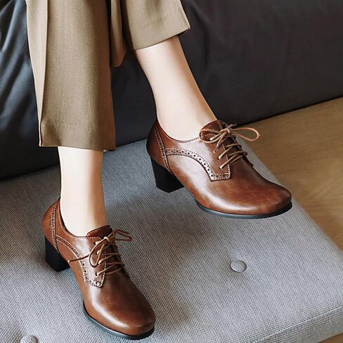 نساء مغلق من اصبع القدم مكتنزة كعب الكعب Oxfords Wingtip Lace Up Mid Heel Pumps Vintage Brogue Shoes in Kuwait