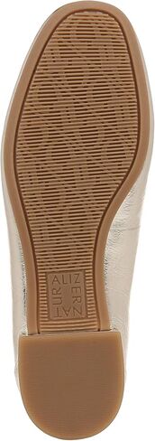 Naturalizer Women's Jordyn Loafer in Kuwait