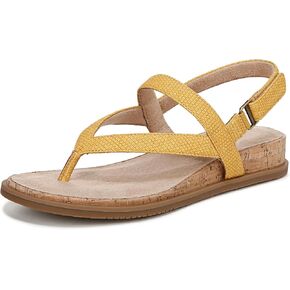 Naturalizer Women's Carolyn Flat Sandal