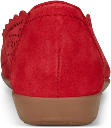 Earth Women's Etbria Ballet Flat in Kuwait