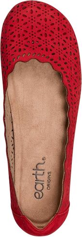 Earth Women's Etbria Ballet Flat in Kuwait