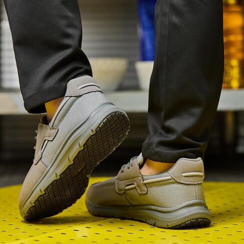 Non Slip Work Shoes for Men Women Waterproof Kitchen Chef Slip Resistant Shoes Casual Lightweight Slip on Walking Sneakers in Kuwait