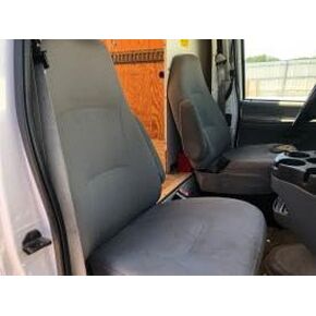 أغطية مقاعد Durafit من نسيج قطني مضلع للسيارات مصنوعة لتناسب - 2009-2018 Ford E150-E350 Van مقاعد أمامية عالية الظهر مع مساند رأس مصبوبة ومسند ذراع واحد لكل مقعد. أغطية المقاعد باللون الرمادي الداكن.