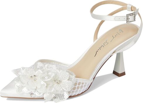 Betsey Johnson Women's Susie Pump in Saudi Arabia