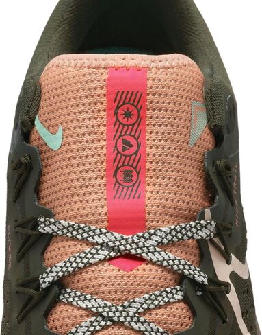 Nike Women's Gymnastics Shoes Sneaker in Kuwait