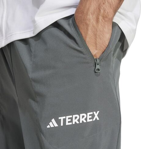 بنطال Terrex Multi Essentials للمشي لمسافات طويلة للرجال من أديداس in Saudi Arabia
