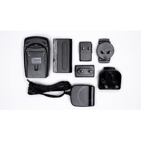 طقم بطارية SmallHD L-Series مع مقابس AC قابلة للتبديل