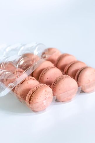 Vend Exchange Clear Plastic Macaron Containers - Fits 6 Macarons (Pack of 15) in Saudi Arabia