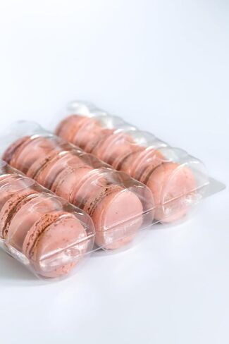 Vend Exchange Clear Plastic Macaron Containers - Fits 6 Macarons (Pack of 15) in Saudi Arabia