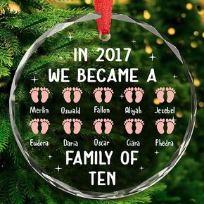 BSQUIELE We Become A Family Ornament 2025 - Newborn Baby Ornament - Family of Three Pregnancy, Newborn Gifts - First Time Parents Mom, Dad, Mommy, Daddy Gifts