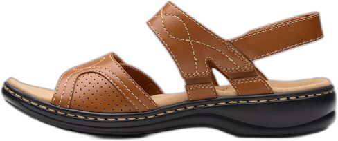 Clarks Women's Leisa Meadow in Saudi Arabia