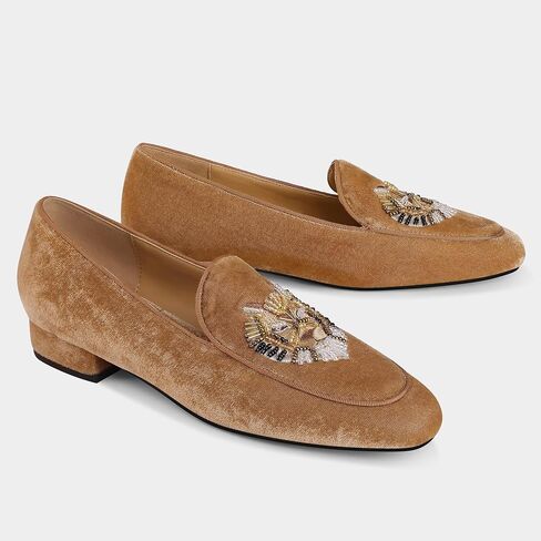 Embroidered Loafers for Women Round Toe Velvet Flats with Tiger Head Pattern in Saudi Arabia