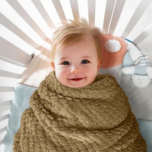 بطانية صغيرة فائقة الصوف المريحة للبنين فتيات الفتيات رقيقات تتلقى بطانية مستقبلة للحديدين الجدد ، مثالية للحضانة ، المتجول ، أمن التقويم والأطفال الصغار (كريم ، 30 "× 40") in Kuwait