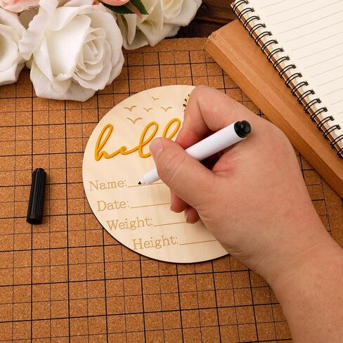 علامة إعلان الطفل ، 5.83 بوصة خشبية Hello World Netborn Sign Cute Welcome Name Name Board for Girl Boy Baby Shower Hospital Photo Photo (Black) in Saudi Arabia