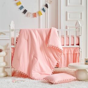 طقم سرير أطفال AIKASY The Ball Pom Fringe للفتيات، لحاف ناعم مبطن للأطفال مع ملاءة جاهزة، تنورة سرير، وغطاء وسادة (يوسفي)