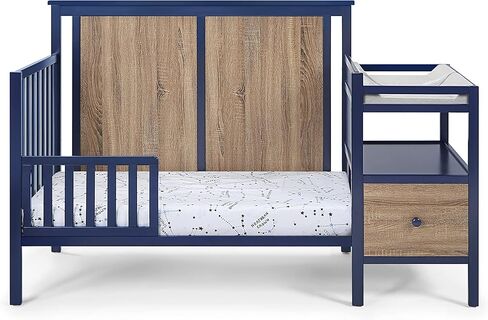 جناح Bebe Connelly 4-in-1 Crib و Changer Combo باللون الرمادي/Rockport Gray in Kuwait