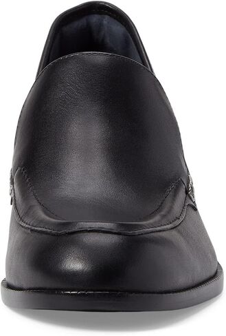 Bernardo Eryn in Kuwait