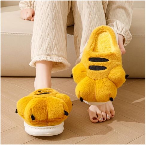 Men's and women's slippers, animal paw slippers, non-slip warm in Saudi Arabia