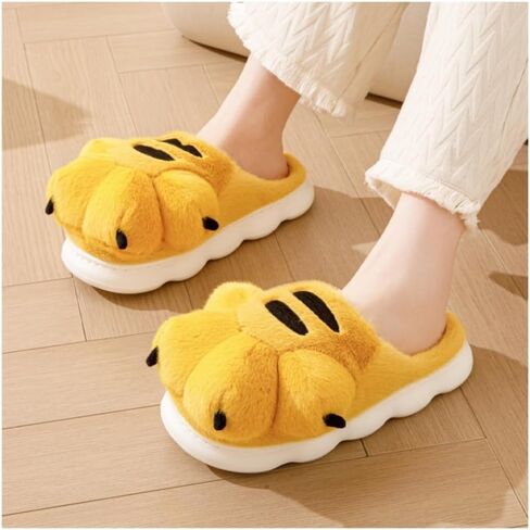 Men's and women's slippers, animal paw slippers, non-slip warm in Saudi Arabia