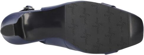 Easy Street Women's Sway Pump in Saudi Arabia