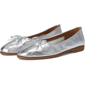 Aerosoles Women's Novia Ballet Flat ، جلد معدني فضية ، 8.5