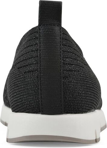 المنحدرات من White Mountain Women's Garren Slip-On Sneaker in Kuwait