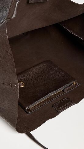 Madewell Women's Oversized Soft Grain Shopper Tote in Saudi Arabia