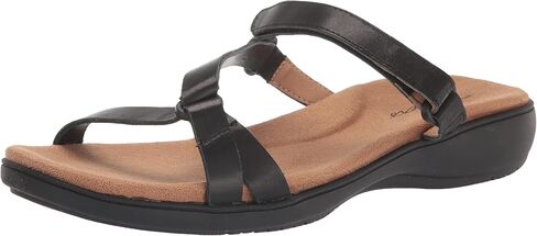 Trotters Women's Raja Flat Sandal in Kuwait