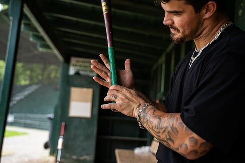 StickGrip® Hexagon Series - Advanced Baseball & Softball Bat Grip - Easy Installation, Durable HydroFlex 2.0 Polymer, Weather-Resistant, High-Performance Grip (11") in Kuwait