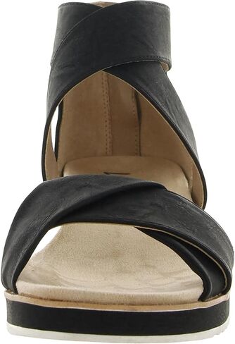 Lifestride Womens Zoom Sandal Platino Gold Metallic 7.5 W in Kuwait