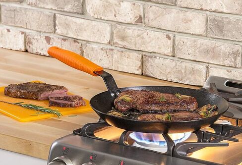 Lodge Silicone Hot Handle Holder - Dishwasher Safe Hot Handle Holder Designed for Lodge Carbon Steel Pan Products - Reusable Heat Protection Up to 500° - Black in Saudi Arabia