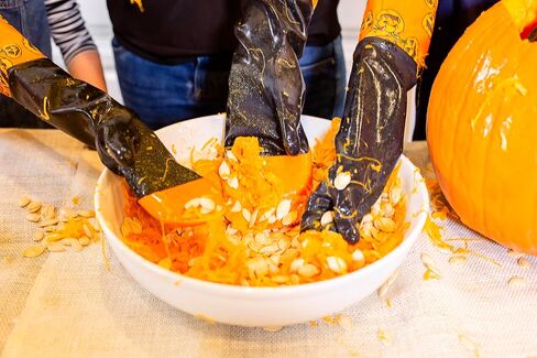 Pumpkin Scraper Glove – As Seen On Shark Tank - Mess Free and Fun Pumpkin Carving Kit – Carve and Clean Jack-O-Lantern Guts with Ease and Zero Mess on Your Hands! (Adult Kit) in Saudi Arabia