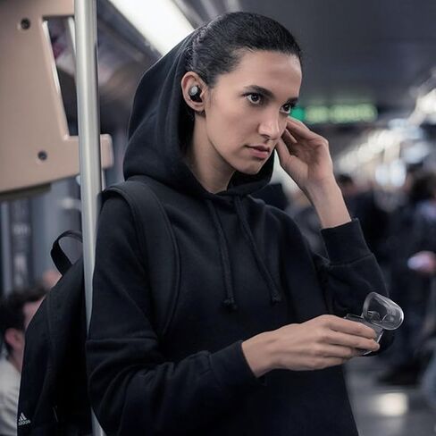 حافظة لهاتف Galaxy Buds3/Buds3 Pro مقاومة للسقوط مع مجموعة تنظيف، أسود شفاف in Kuwait